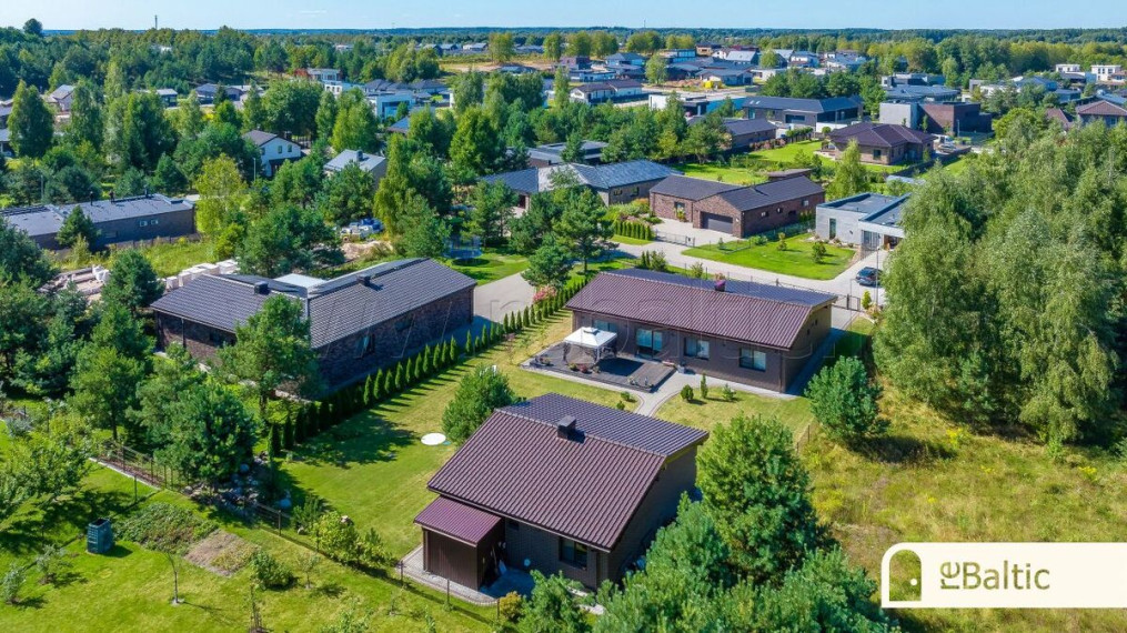 Parduodamas namas Astrų g., Lindiniškių k., Vilniaus r. sav., 224.08 m2 ploto, 1 aukštai 37