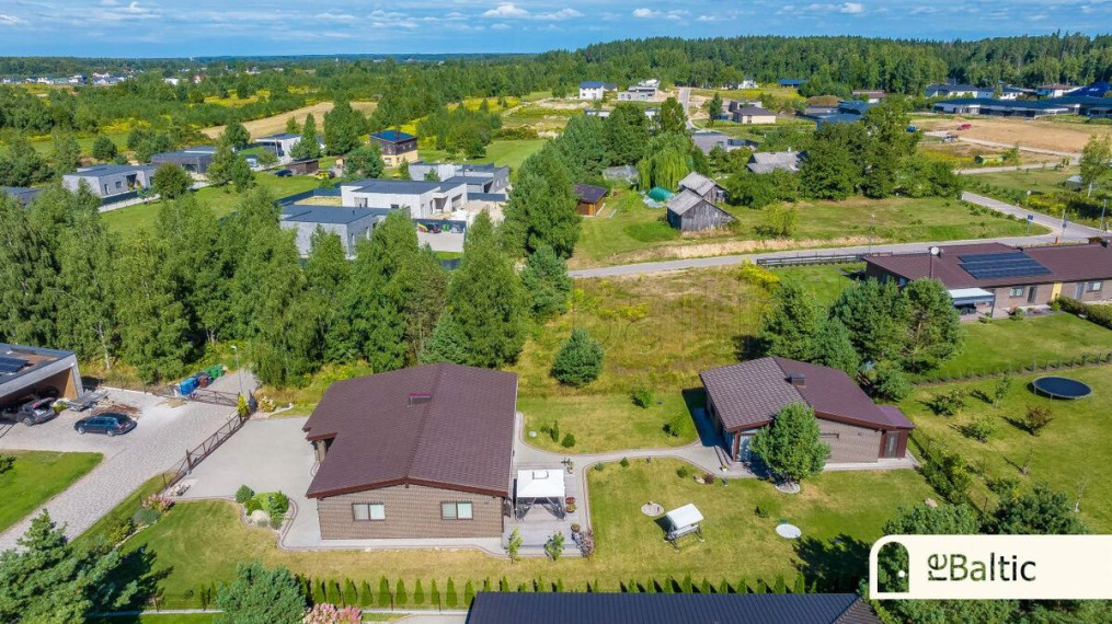 Parduodamas namas Astrų g., Lindiniškių k., Vilniaus r. sav., 224.08 m2 ploto, 1 aukštai 40