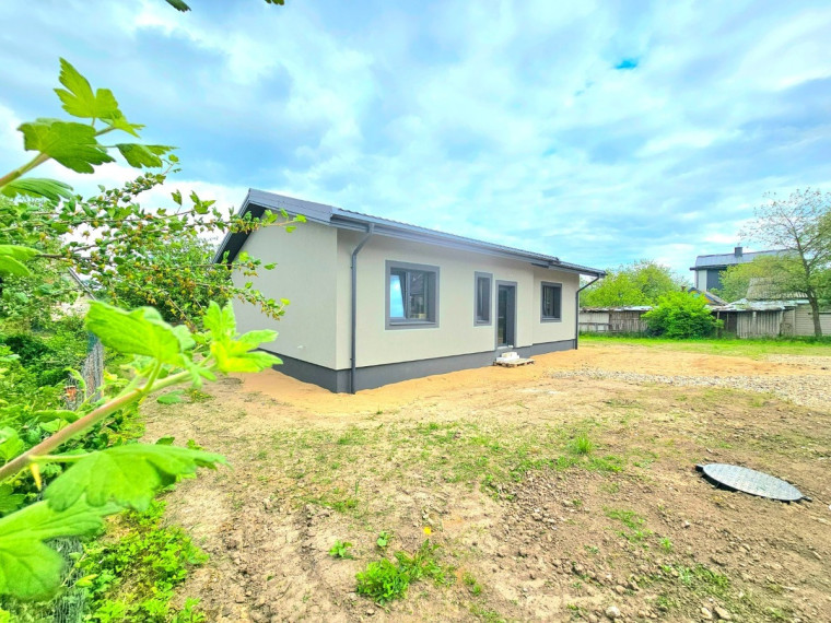 Parduodamas namas Salininkų Sodų 5-oji g., Vilniaus m., Vilniaus m. sav., 80 m2 ploto, 1 aukštai 11