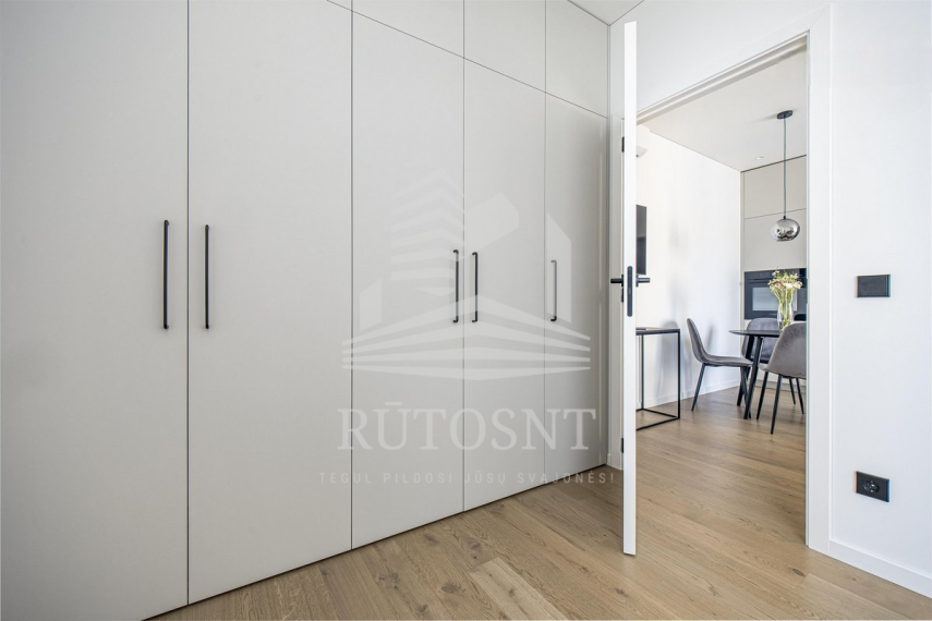Parduodamas butas Bijūnų g., Centras, Klaipėdos m., Klaipėdos m. sav., 50.18 m² ploto 2 kambariai 12