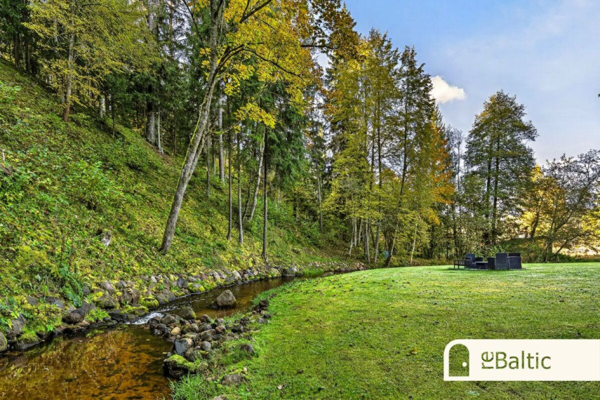 Parduodamas namas Veržuvos g., Vilniaus m., Vilniaus m. sav., 247.91 m2 ploto, 2 aukštai 9