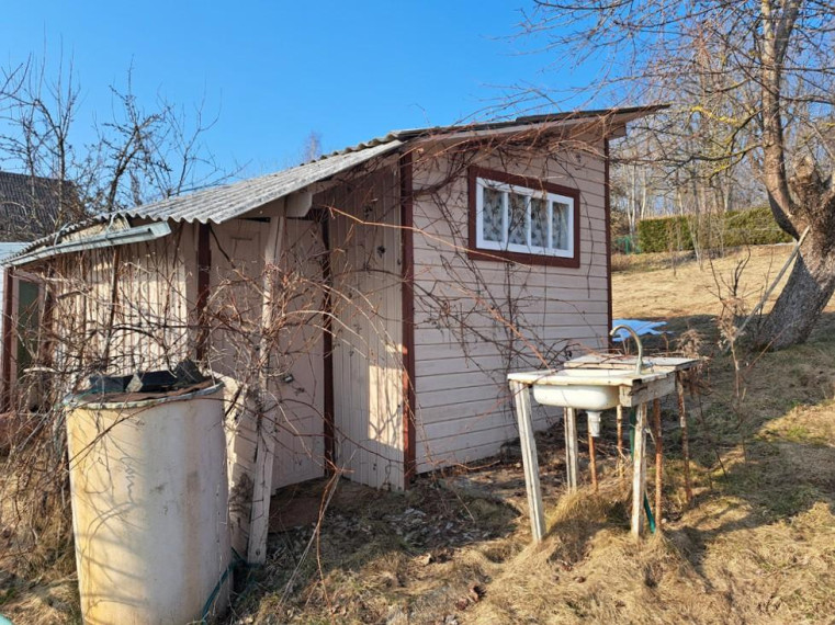 Parduodamas namas Narkūnų k., Utenos r. sav., 16 m² ploto 1 kambarys 5