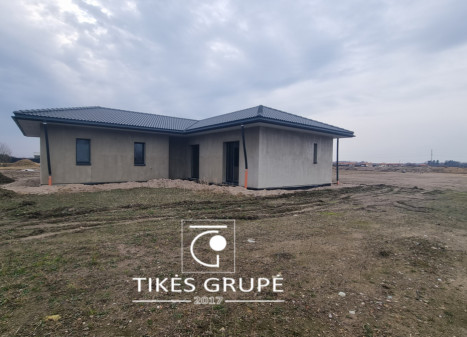 Parduodamas namas Mazūriškių k., Klaipėdos r. sav., 170 m2 ploto, 1 aukštai Parduodamas namas Mazūriškių k., Klaipėdos r. sav., 170 m2 ploto, 1 aukštai