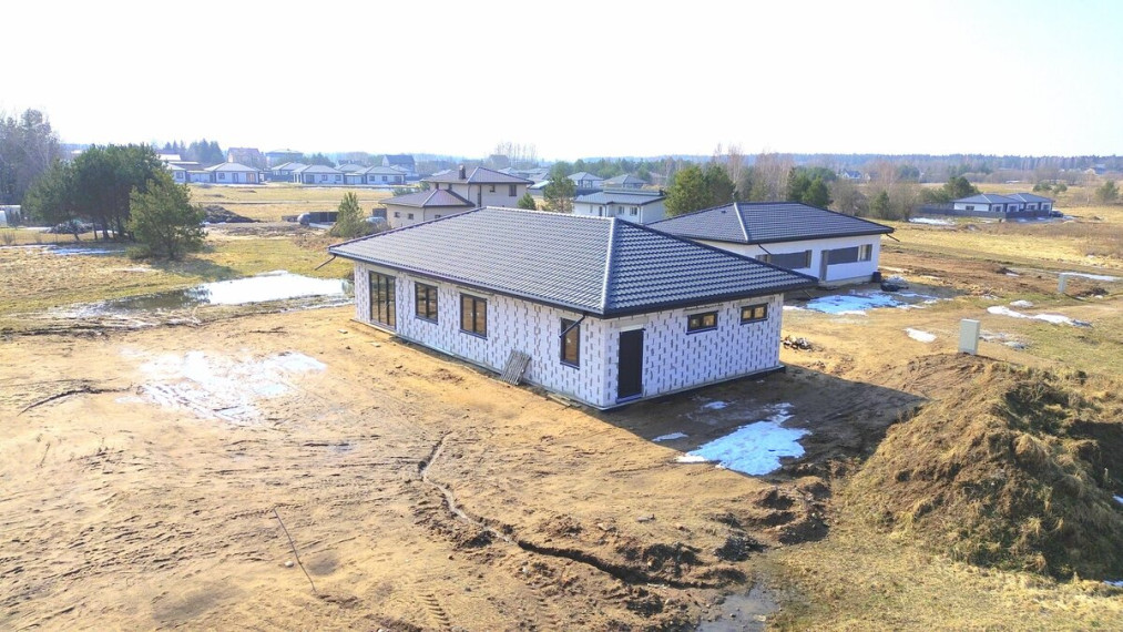 Parduodamas namas Mickūnų mstl., Vilniaus r. sav., 147 m2 ploto, 1 aukštai 1