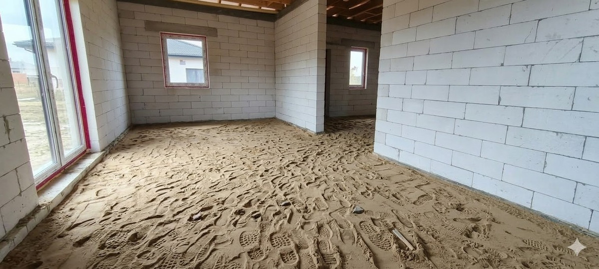 Parduodamas namas Mickūnų mstl., Vilniaus r. sav., 147 m2 ploto, 1 aukštai 15