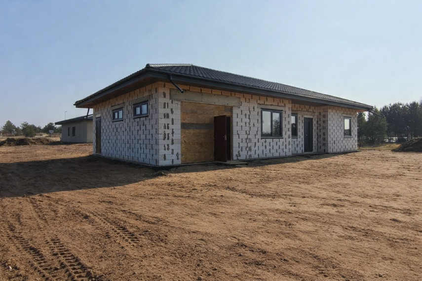 Parduodamas namas Mickūnų mstl., Vilniaus r. sav., 147 m2 ploto, 1 aukštai 19