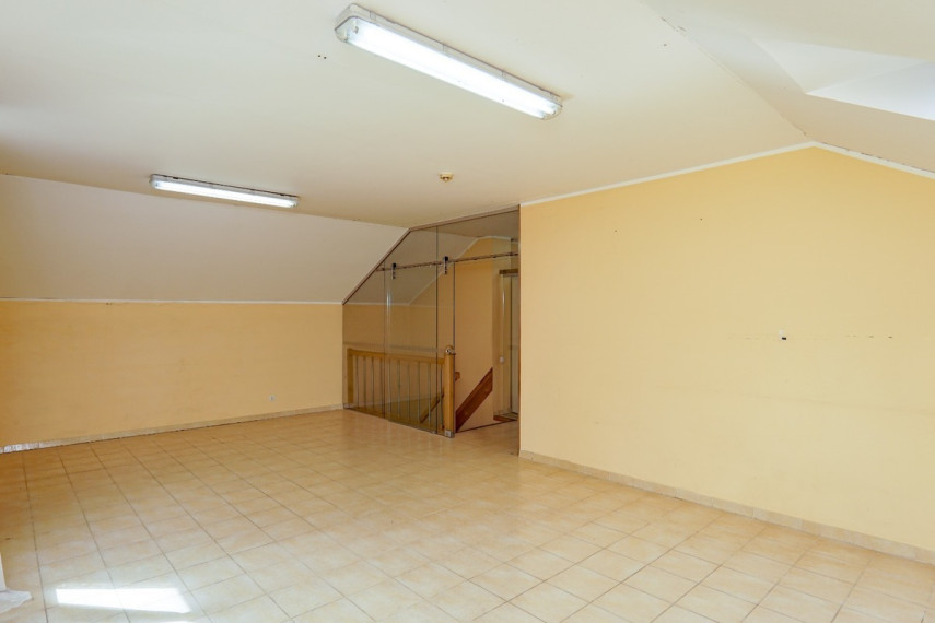 Nuomojamos administracinės, kitos paskirties, paslaugų, prekybos patalpos M. Tiškevičiaus g., Panevėžio m., Panevėžio m. sav., 189.92 m2 ploto 23