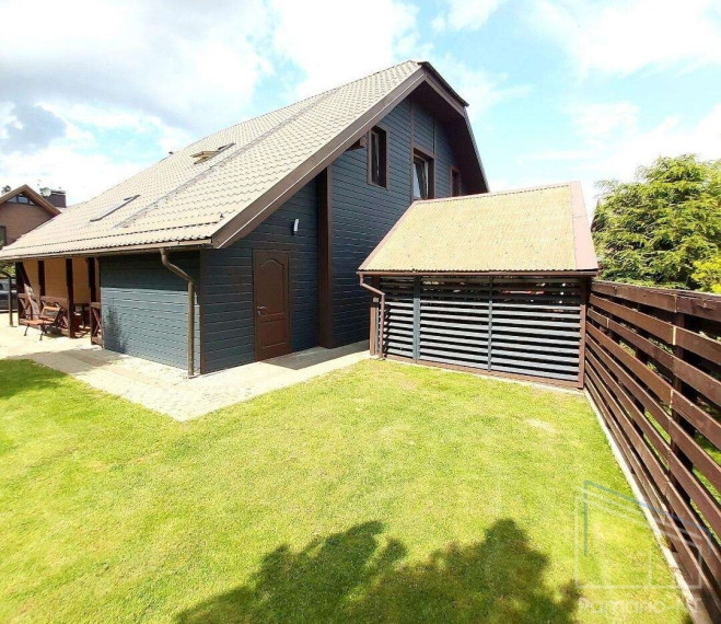 Parduodamas namas Slengių k., Klaipėdos r. sav., 164 m2 ploto, 2 aukštai 10