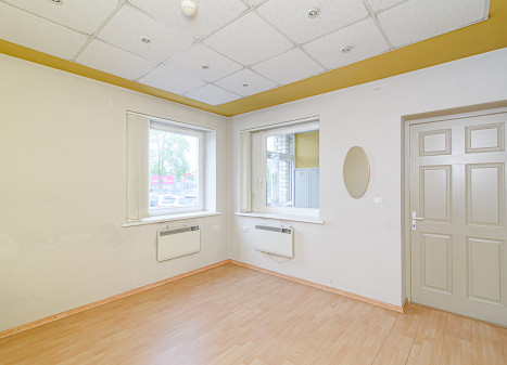 Nuomojamos administracinės, gamybinės, kitos paskirties, maitinimo, paslaugų, prekybos, sandėliavimo patalpos Eigulių g., Naujamiestis, Vilniaus m., Vilniaus m. sav., 27 m2 ploto Nuomojamos administracinės, gamybinės, kitos paskirties, maitinimo, paslaugų, prekybos, sandėliavimo patalpos Eigulių g., Naujamiestis, Vilniaus m., Vilniaus m. sav., 27 m2 ploto
