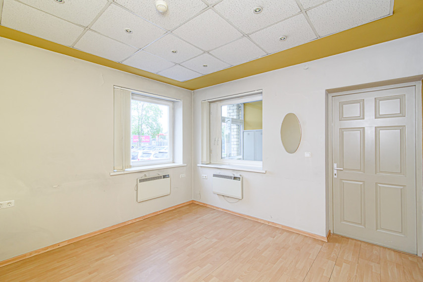 Nuomojamos administracinės, gamybinės, kitos paskirties, maitinimo, paslaugų, prekybos, sandėliavimo patalpos Eigulių g., Naujamiestis, Vilniaus m., Vilniaus m. sav., 27 m2 ploto 1
