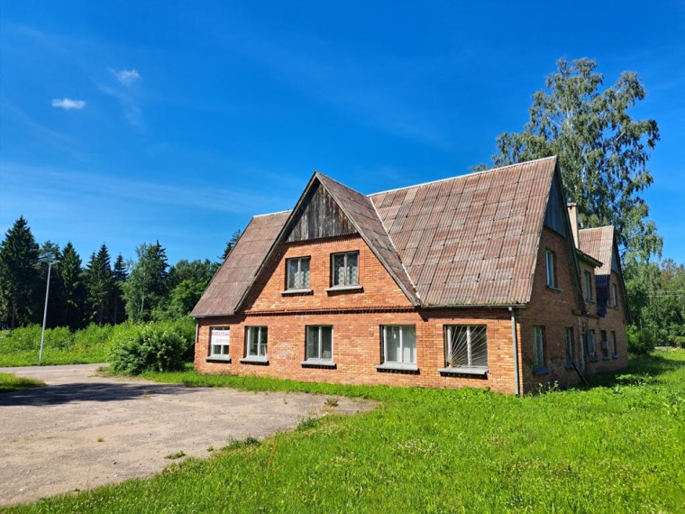 Parduodamas namas Motiejūnų k., Širvintų r. sav., 493.93 m² ploto 5 kambariai 1