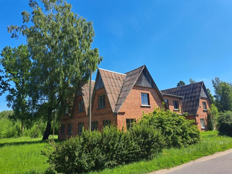 Parduodamas namas Motiejūnų k., Širvintų r. sav., 493.93 m² ploto 5 kambariai 5