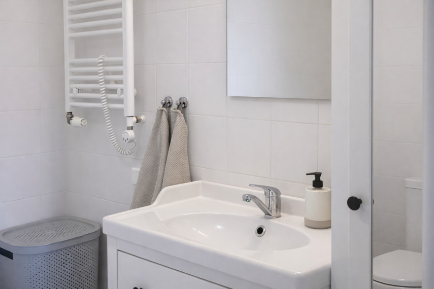 Nuomojamas butas Žemaitės g., Naujamiestis, Vilniaus m., Vilniaus m. sav., 40 m2 ploto, 2 kambariai 6