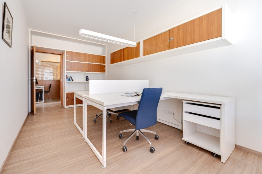 Parduodamos administracinės, kitos paskirties, maitinimo, paslaugų, prekybos patalpos Juozo Balčikonio g., Vilniaus m., Vilniaus m. sav., 71.87 m2 ploto 18