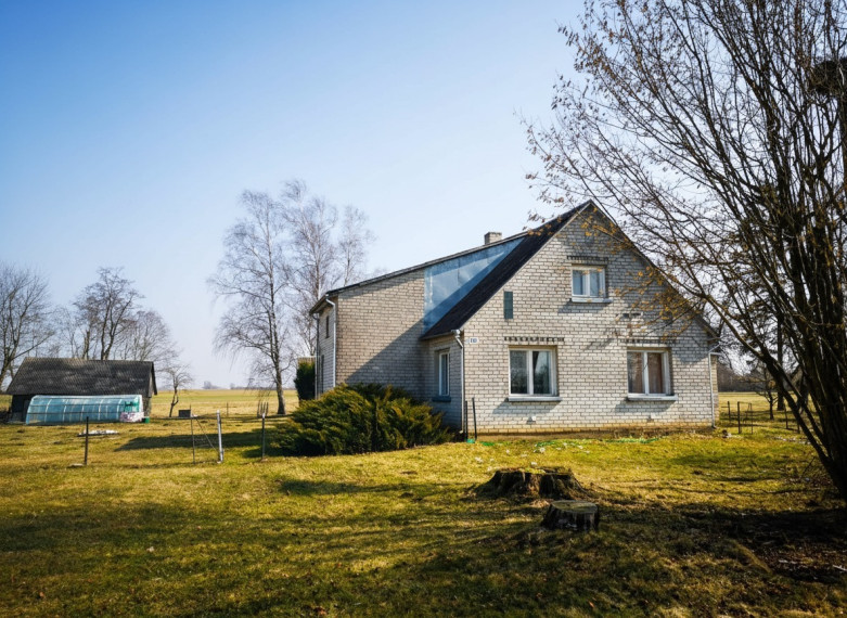 Parduodamas namas Ateities g., Veršių k., Šakių r. sav., 128.14 m2 ploto, 1 aukštai 3