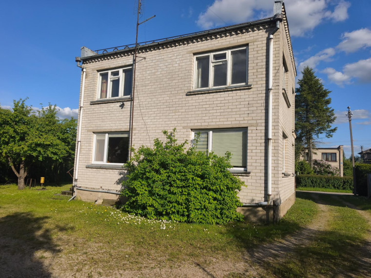 Parduodamas namas Svėdasų mstl., Anykščių r. sav., 170.00 m² ploto 5 kambariai 2