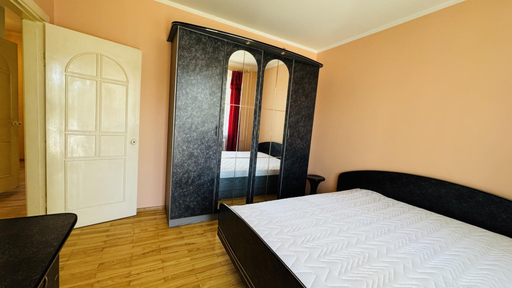 Nuomojamas butas Šarkuvos g., Šilainiai, Kauno m., Kauno m. sav., 59.32 m² ploto 3 kambariai 13