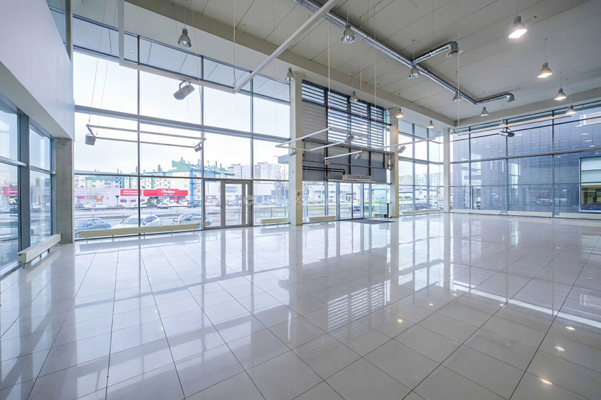 Nuomojamos administracinės patalpos Ukmergės g., Fabijoniškės, Vilniaus m., Vilniaus m. sav., 692 m2 ploto 1