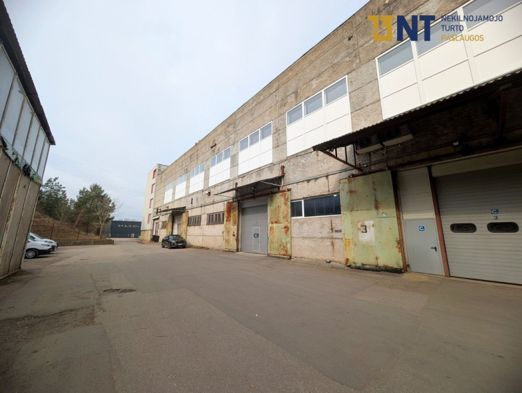 566,24 kv. m ŠILTOS SANDĖLIO PATALPOS, SU PAKELIAMAIS VARTAIS, 1 A. 9