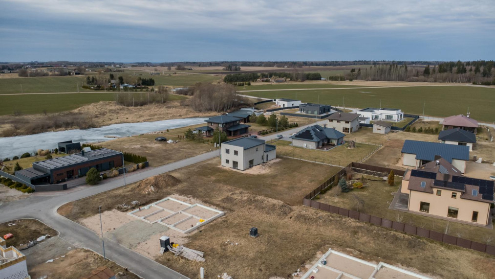 Parduodamas namas Svajonių g., Jakštaičiukų k., Šiaulių r. sav., 184.02 m² ploto 4 kambariai 10