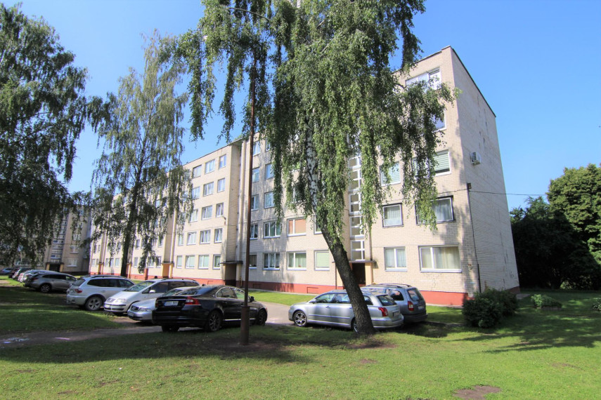 Parduodamas butas Radviliškio g., Zokniai, Šiaulių m., Šiaulių m. sav., 29.07 m² ploto 1 kambarys 13