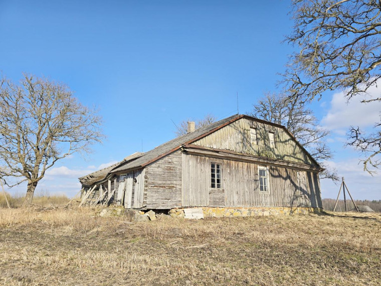 Parduodamas namas Savičiūnų k., Anykščių r. sav., 420 m² ploto 5 kambariai 4