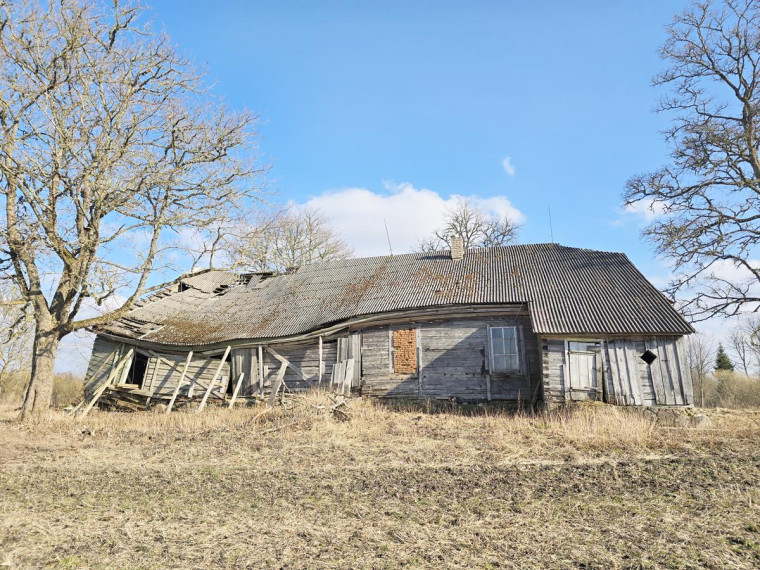 Parduodamas namas Savičiūnų k., Anykščių r. sav., 420 m² ploto 5 kambariai 5