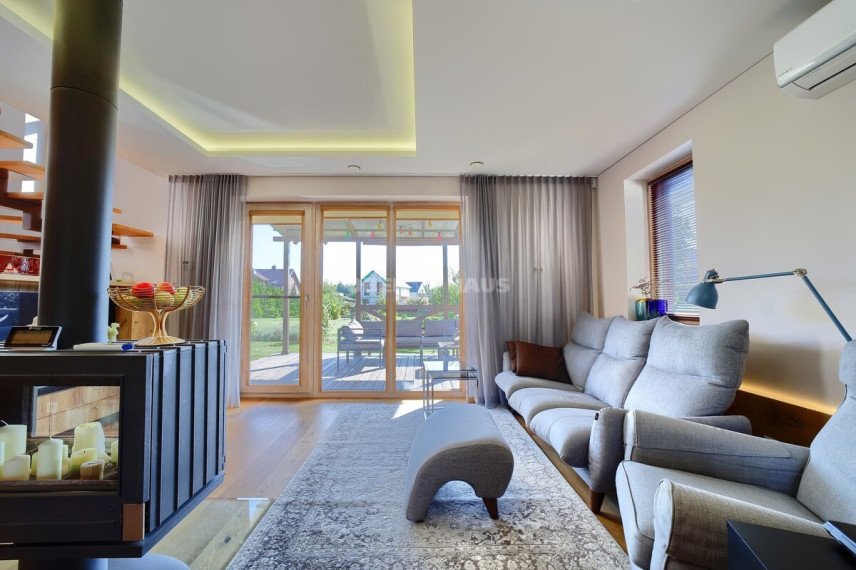 Parduodamas namas Drevininkų g., Trakų Vokė, Vilniaus m., Vilniaus m. sav., 170.84 m2 ploto, 2 aukštai 4