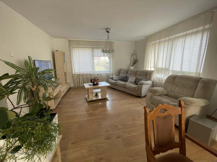 Parduodamas namas Saulėlydžio g., Kėdainių m., Kėdainių r. sav., 150.00 m² ploto 5 kambariai 2