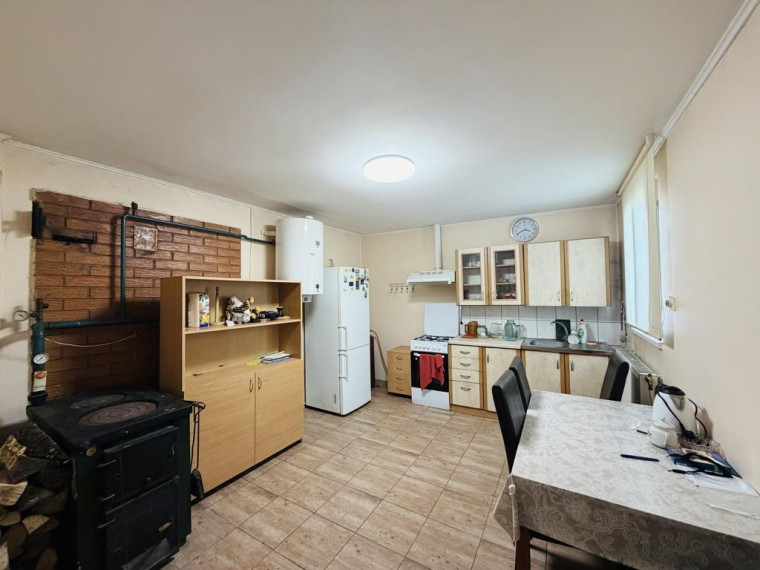 Parduodamas namas Žiurių k., Joniškio r. sav., 96 m² ploto 3 kambariai 10