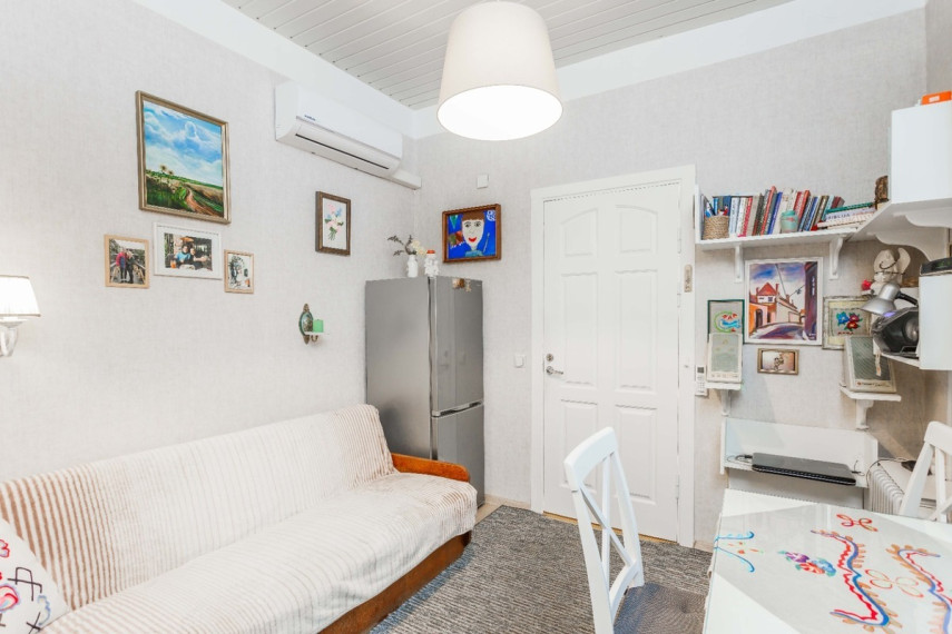 Parduodamas butas Kęstučio g., Žvėrynas, Vilniaus m., Vilniaus m. sav., 20 m2 ploto, 1 kambariai 2
