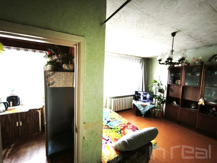 Utenos centre, Aušros g. parduodamas 2 k. butas su vaizdu į Dauniškio ežerą 4