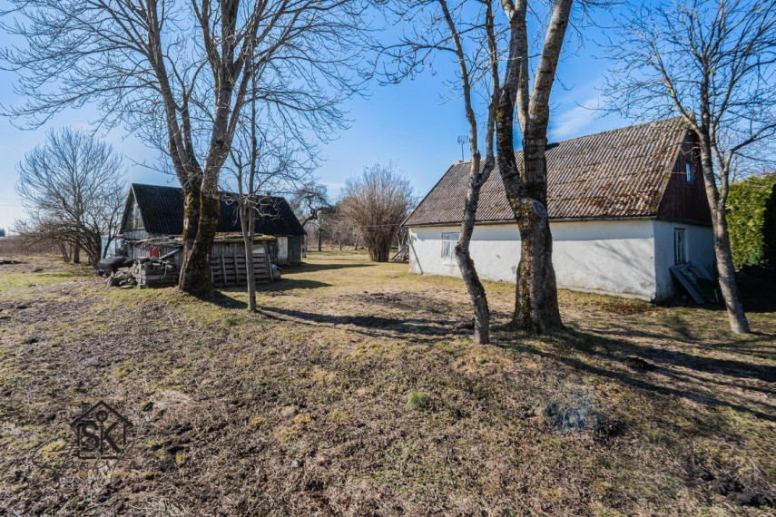 PARDUODAMAS NAMAS SU 30 A ŽEMĖS SKLYPU VERDAINĖS K., ŽEMAIČIŲ NAUMIESČIO G. 10A 24
