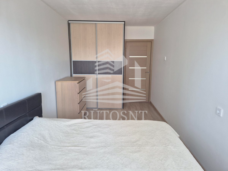 Parduodamas butas Taikos pr., Vėtrungė, Klaipėdos m., Klaipėdos m. sav., 44 m² ploto 2 kambariai 13