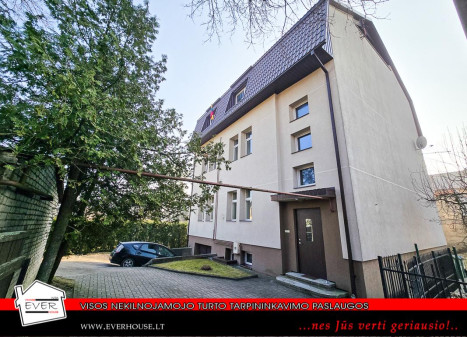Parduodamas namas A. Mackevičiaus g., Žaliakalnis, Kauno m., Kauno m. sav., 273.59 m² ploto 7 kambariai Parduodamas namas A. Mackevičiaus g., Žaliakalnis, Kauno m., Kauno m. sav., 273.59 m² ploto 7 kambariai