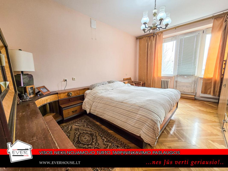 Parduodamas namas A. Mackevičiaus g., Žaliakalnis, Kauno m., Kauno m. sav., 273.59 m² ploto 7 kambariai 3
