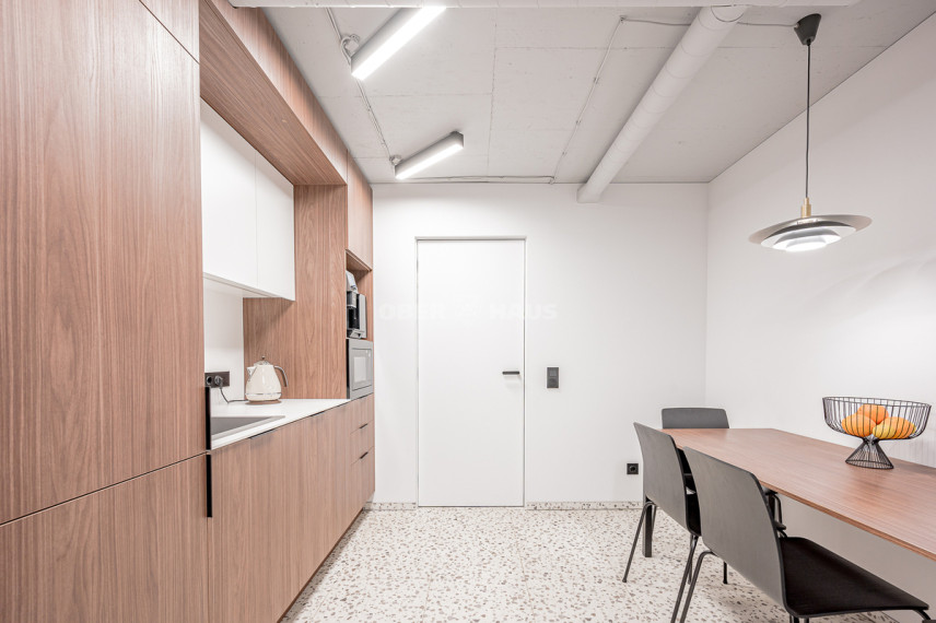 Parduodamos administracinės patalpos Lazdynėlių g., Lazdynėliai, Vilniaus m., Vilniaus m. sav., 233 m2 ploto 16