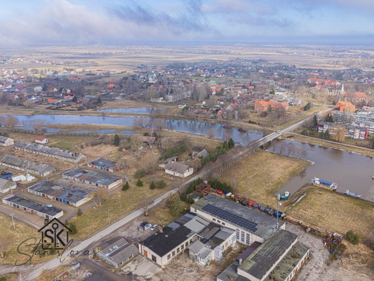 PRIE PAKALNĖS UPĖS PARDUODAMA SODYBA SU 29.66 A ŽEMĖS SKLYPU 27