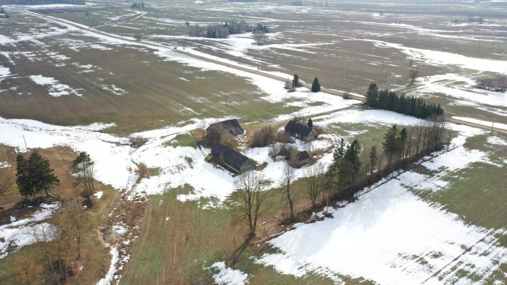 Parduodamas namas Raseinių r. sav., Šarkaimio k., Šarkaimio k., 104.9 m2 ploto, 1 aukštai 1