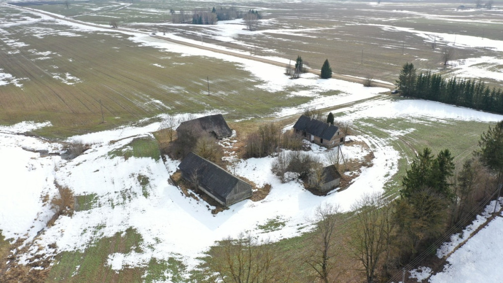 Parduodamas namas Raseinių r. sav., Šarkaimio k., Šarkaimio k., 104.9 m2 ploto, 1 aukštai 6