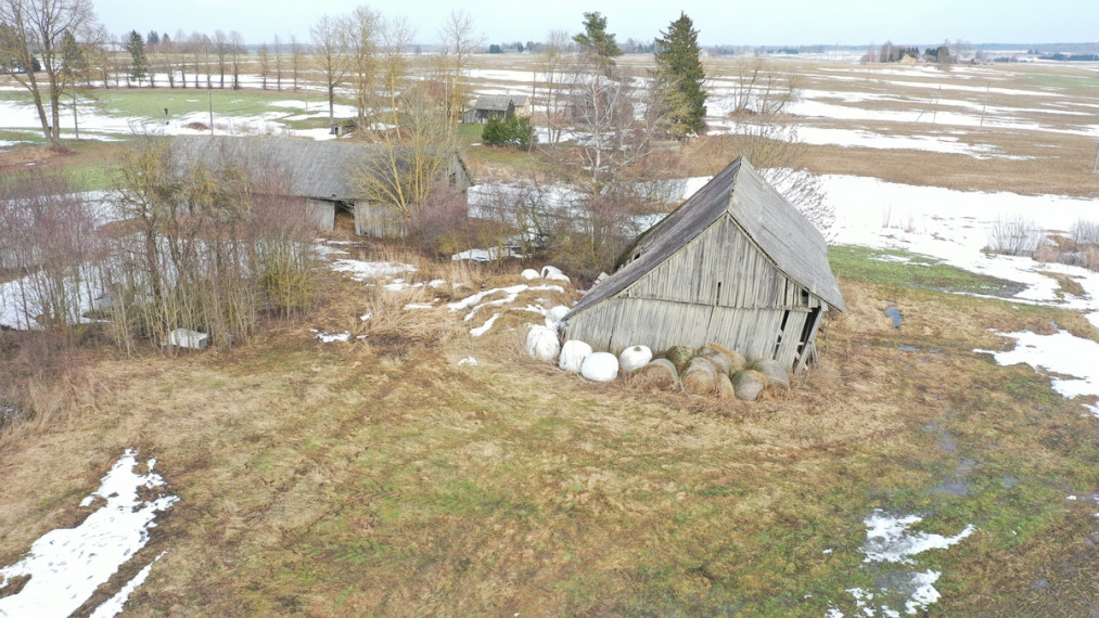 Parduodamas namas Raseinių r. sav., Šarkaimio k., Šarkaimio k., 104.9 m2 ploto, 1 aukštai 12
