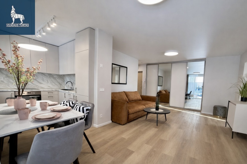 Parduodamas butas Daugėliškio g., Šnipiškės, Vilniaus m., Vilniaus m. sav., 60 m2 ploto, 3 kambariai 1