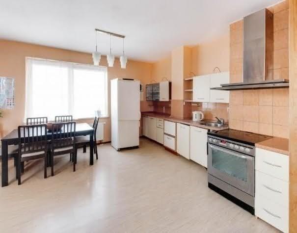 Parduodamas butas Vėtrungių g., Fabijoniškės, Vilniaus m., Vilniaus m. sav., 71.56 m² ploto 3 kambariai 5