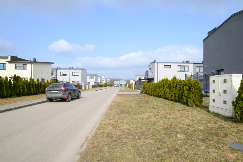 Parduodamas namas Akacijų g., Noreikiškių k., Kauno r. sav., 58.7 m2 ploto, 2 aukštai 38