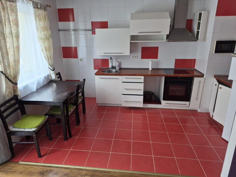 Nuomojamas butas Perkūnkiemio g., Pašilaičiai, Vilniaus m., Vilniaus m. sav., 79.00 m² ploto 3 kambariai 1