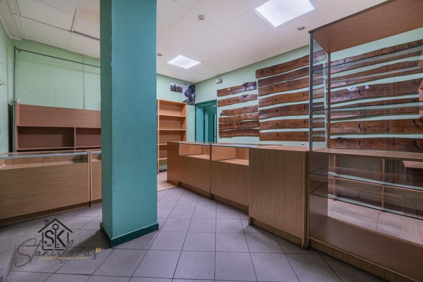 PARDUODAMOS KOMERCINĖS PATALPOS ŠILUTĖJE, DARIAUS IR GIRĖNO G. 7 3