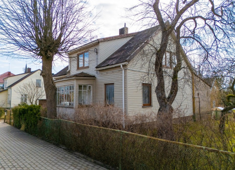 Parduodamas namas Žemaitės g., Gargždų m., Klaipėdos r. sav., 165.93 m2 ploto, 2 aukštai