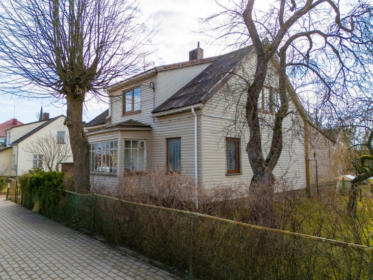 Parduodamas namas Žemaitės g., Gargždų m., Klaipėdos r. sav., 165.93 m2 ploto, 2 aukštai 1
