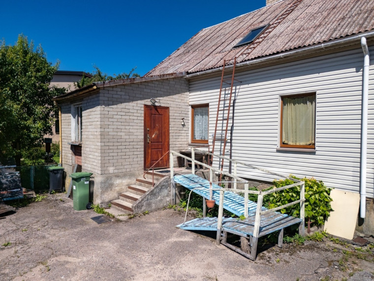 Parduodamas namas Žemaitės g., Gargždų m., Klaipėdos r. sav., 165.93 m2 ploto, 2 aukštai 50
