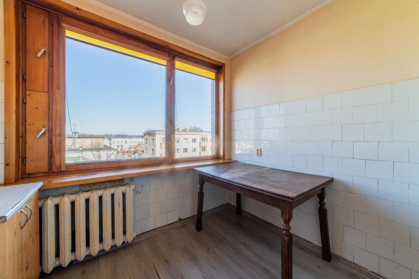 Parduodamas butas Šiaulių m., Šiaulių m. sav., 46.80 m² ploto 2 kambariai 16
